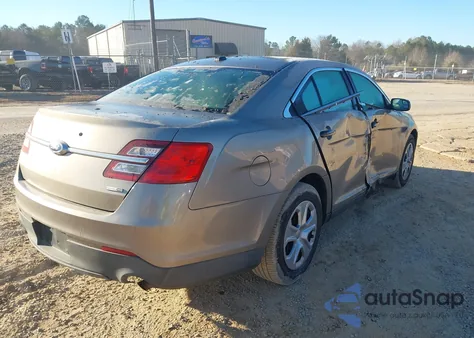 2013 Ford Police Interceptor z USA, uszkodzony, nr VIN 1FAHP2M85DG201728